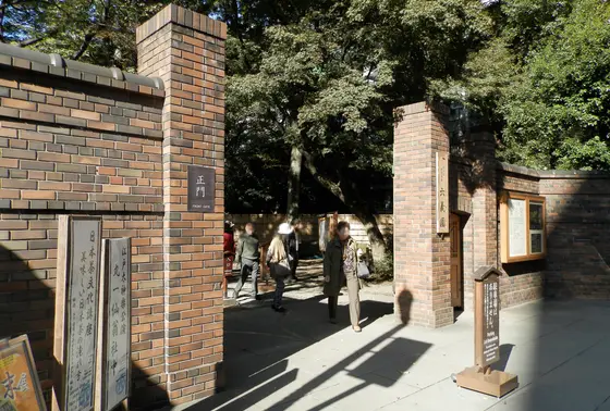 江戸時代の面影が現在まで生き残った貴重な庭園