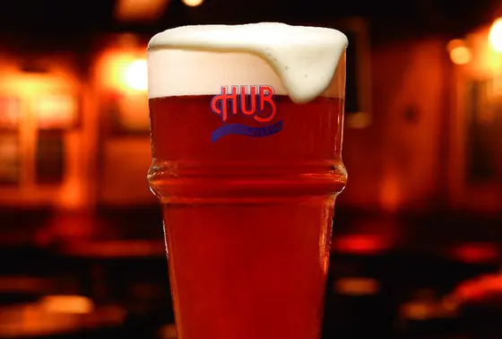 HUBでしか飲めない季節限定プレミアムエール！