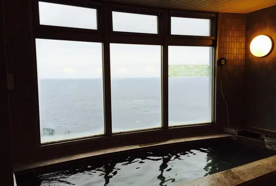 海が一望出来る素敵なお風呂