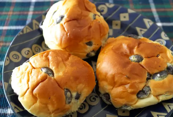 黒豆パン
