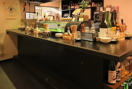 立ち飲みカウンター