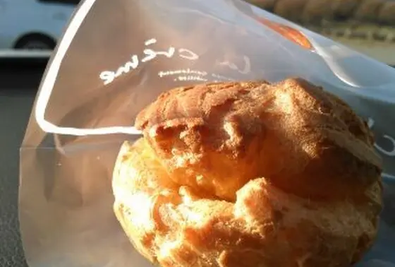蜂蜜入りシュークリーム