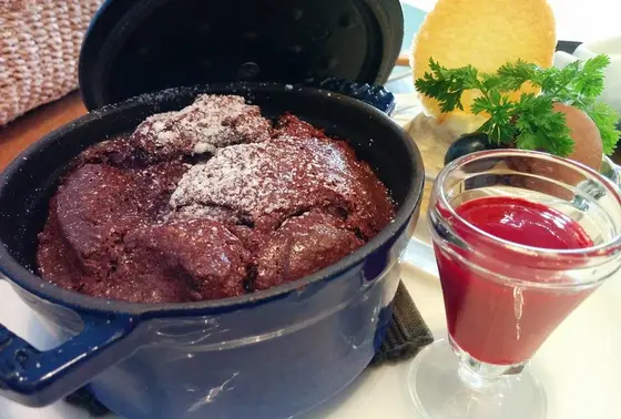 出来たてアツアツのガトーショコラ