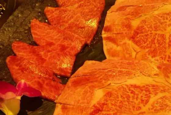 お肉