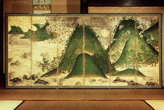 日月山水図屏風