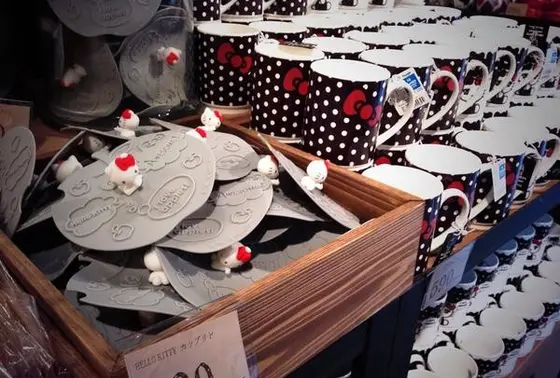 キティちゃんグッズも！