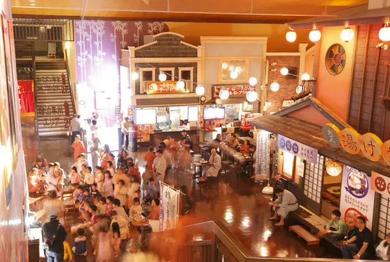 縁日エリアは本格的すぎてテンションあがる！