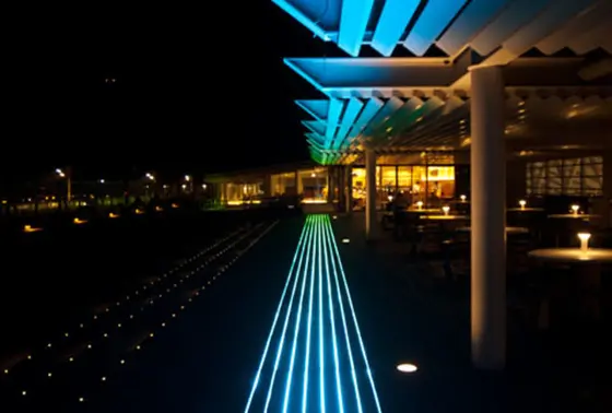 夜の展望デッキ