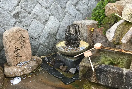 水かけ弁天