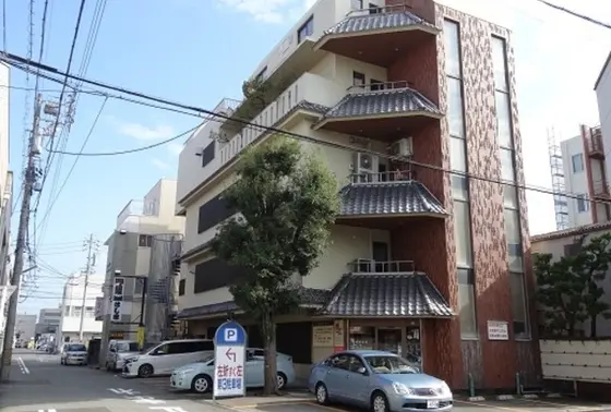 大きなハコ