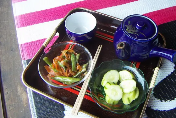こちらでは奥様お手製のお茶請けをいただきます。