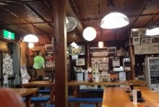こちらも店内