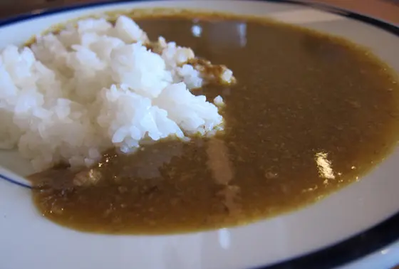 スープカレー風の「なめらかなルウのカレーライス」