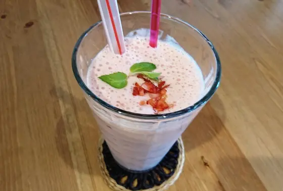 季節のスムージーもおすすめ