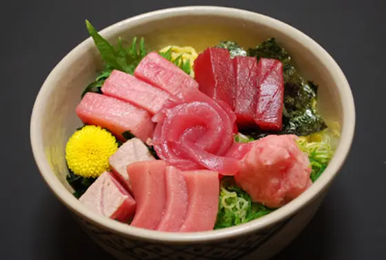 マグロ丼！！！