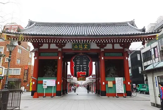 昼間の雷門