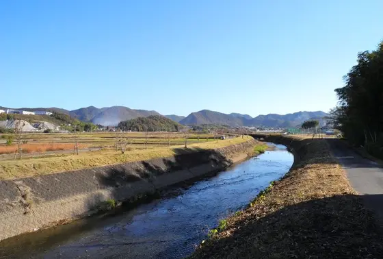 境川沿いは何も無い