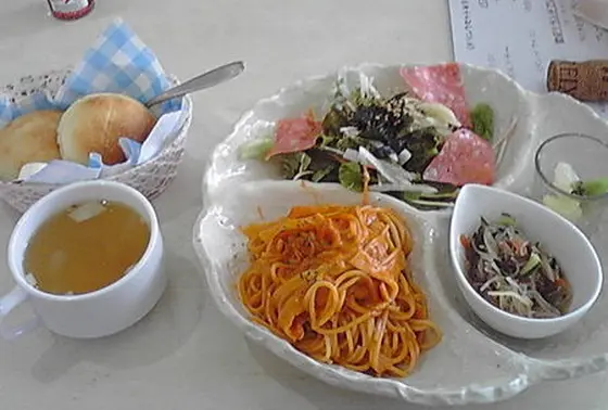 料理も美味しい♪