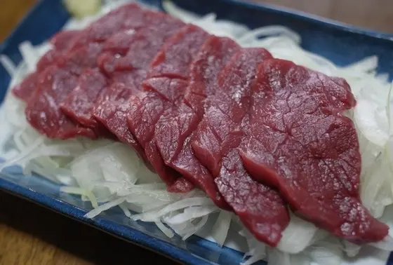 馬刺し