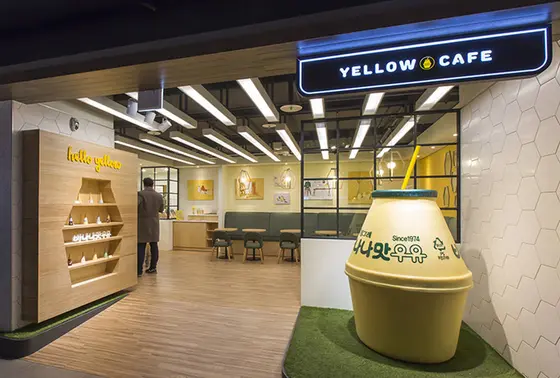 YELLOW CAFE 現代シティアウトレット東大門店