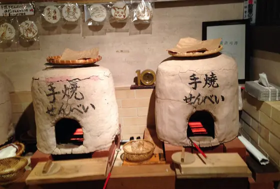 手焼きせんべい作り