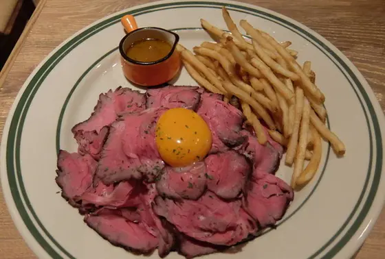 ランチのローストビーフ丼