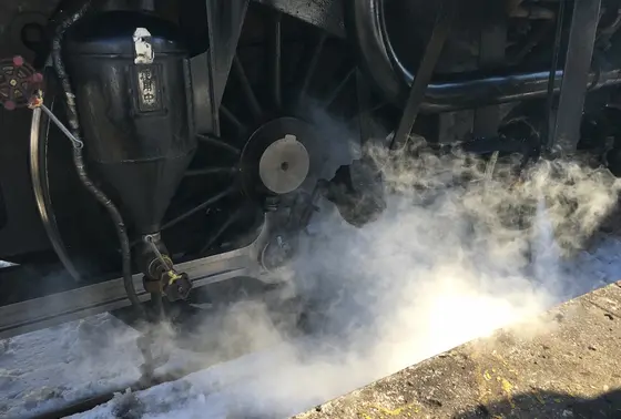 SL冬の湿原号
