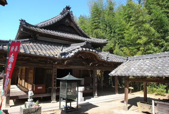 地蔵堂も忘れずに