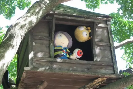 木の上には妖怪ハウスが