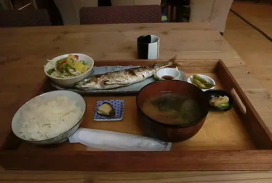 定食も楽しめる