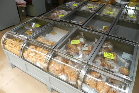 懐かしいお菓子のケース