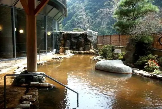 広い露天風呂♪