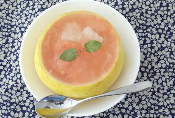 丸ごとグレープフルーツゼリー