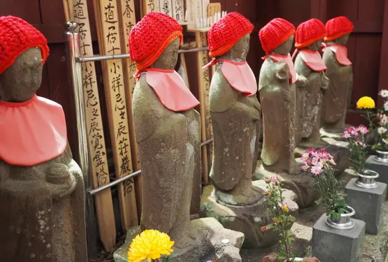 六地蔵も有ります