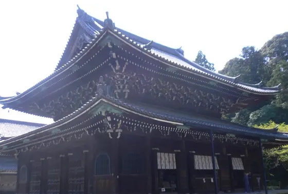 仏殿には狩野派の傑作が…！