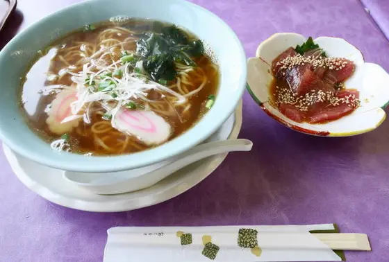 まぐろづけらーめん