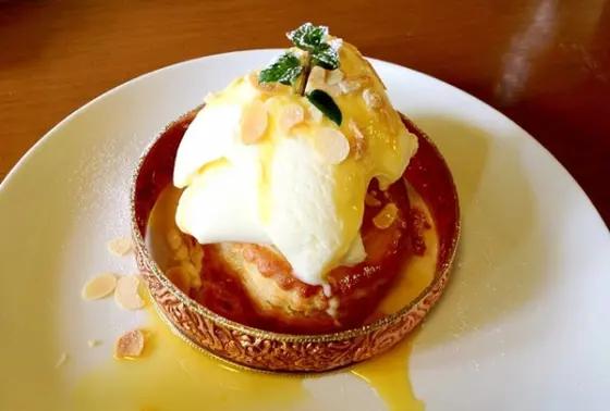 必食のアップルパイ