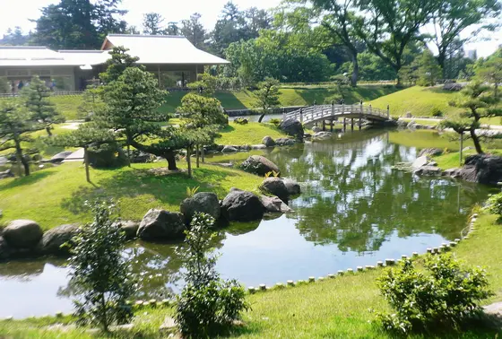 復元された玉泉院丸庭園