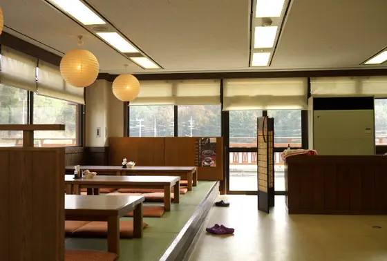 ランチタイムは、豆腐バイキング