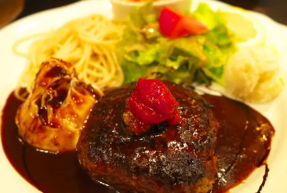 黒田庄ハンバーグ定食