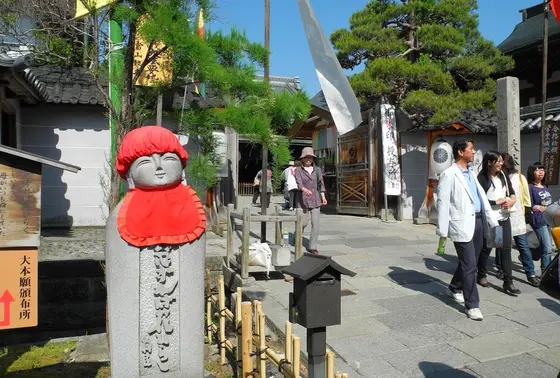 山門はこちら