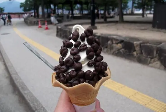 思わず笑える！名物「鹿ソフト」