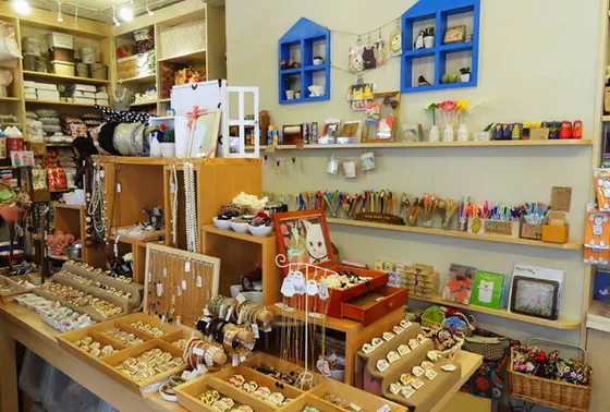 北欧の玩具箱みたいな可愛い雑貨屋さん
