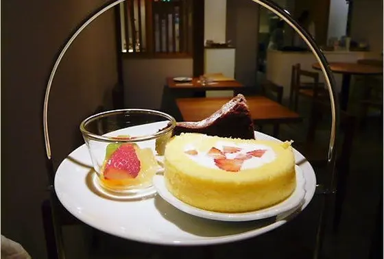 ロールケーキが美味しすぎてつらい
