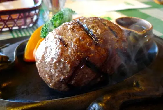 さぁ時間！お腹いっぱい食べましょう♡