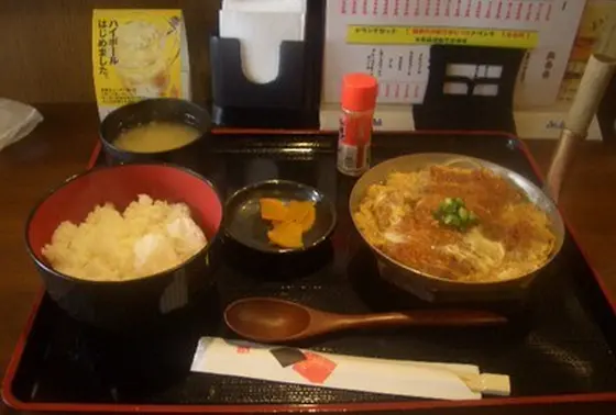 あるる特製カツ丼