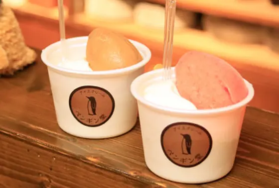 札幌駅の駅ビルでもアイス食べれます。