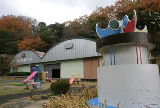 メイン広場とおたのしみ館