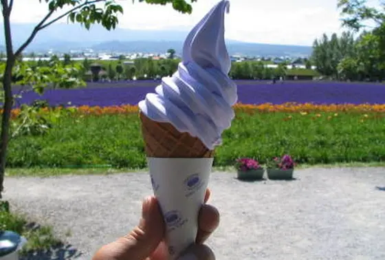 ラベンダーアイスクリーム