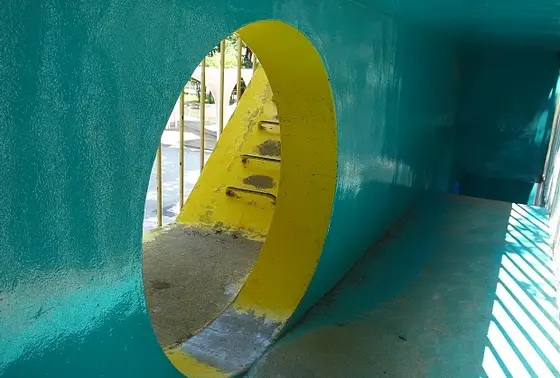 立体迷路の内側